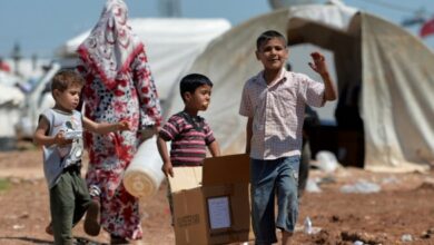 اللاجؤون السوريون في لبنان و الكويت